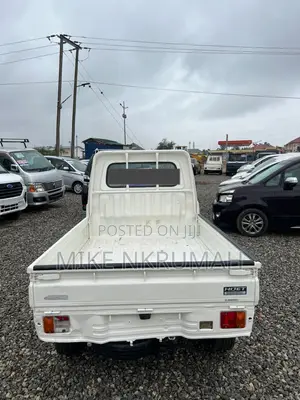 Daihatsu Hijet 2006 White