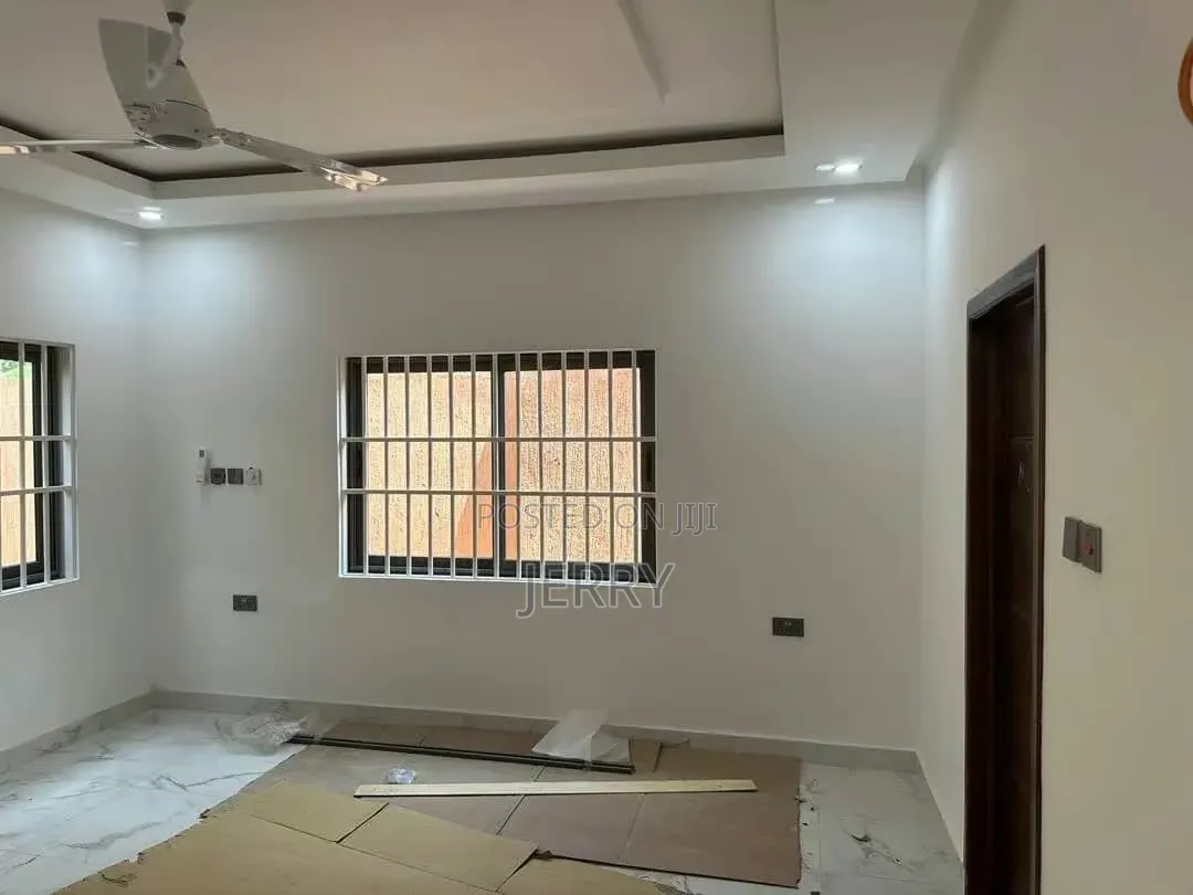 2bdrm House in Lashibi for rent