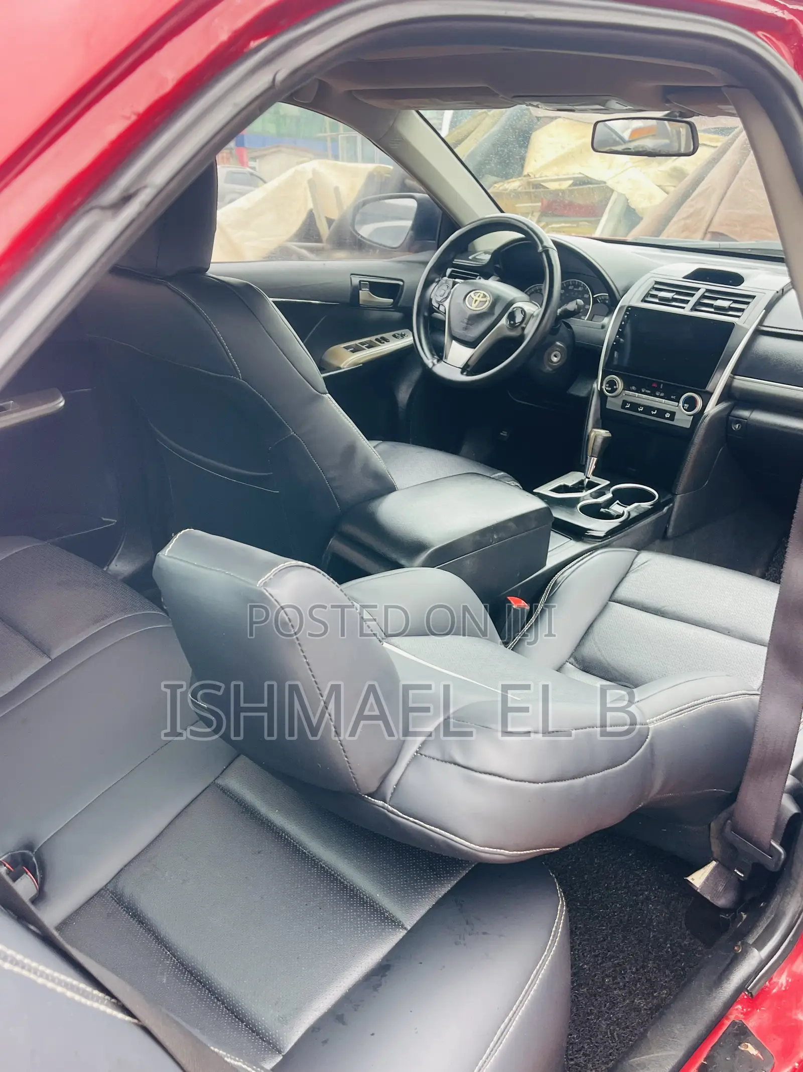 Toyota Camry SE 4dr Sedan (2.5L 4cyl 6A) 2014 Red