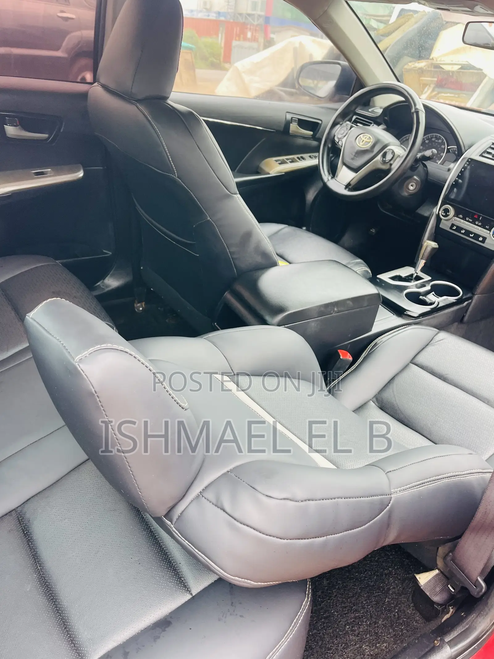 Toyota Camry SE 4dr Sedan (2.5L 4cyl 6A) 2014 Red