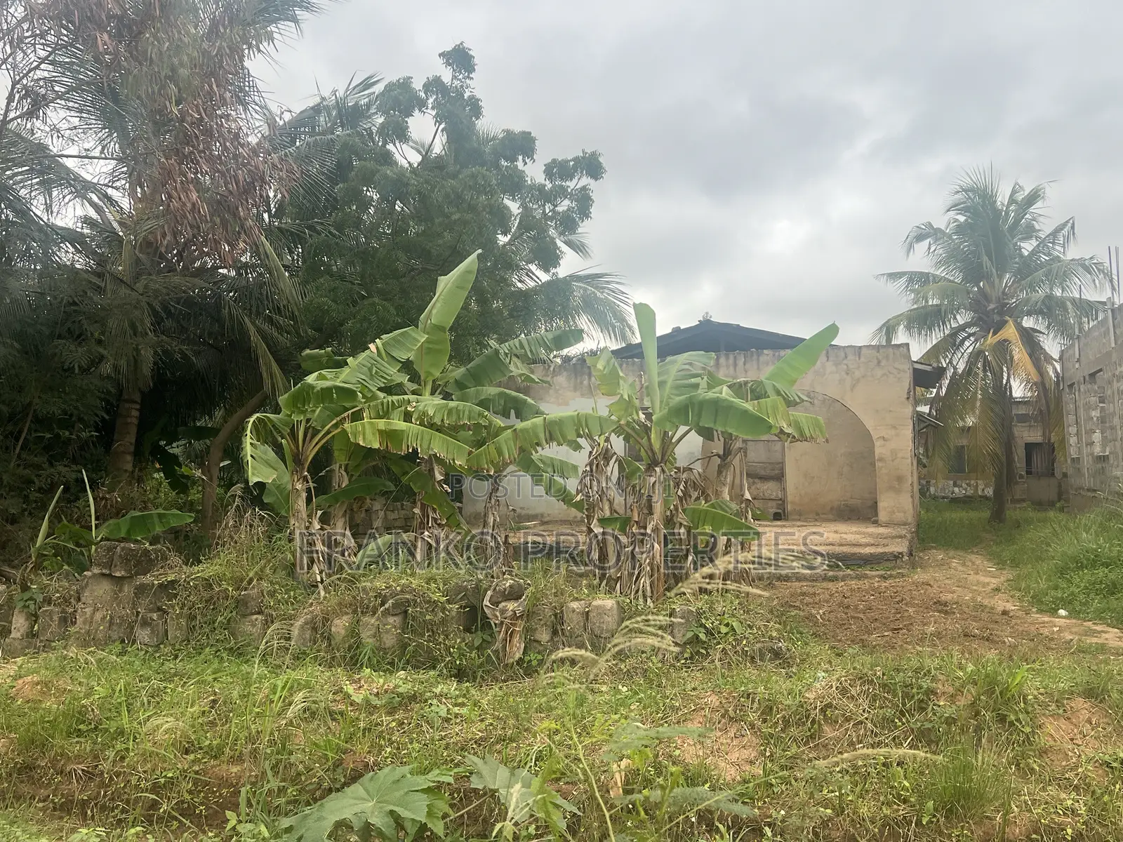Halve Plot of Land for Sale at Oyarifa
