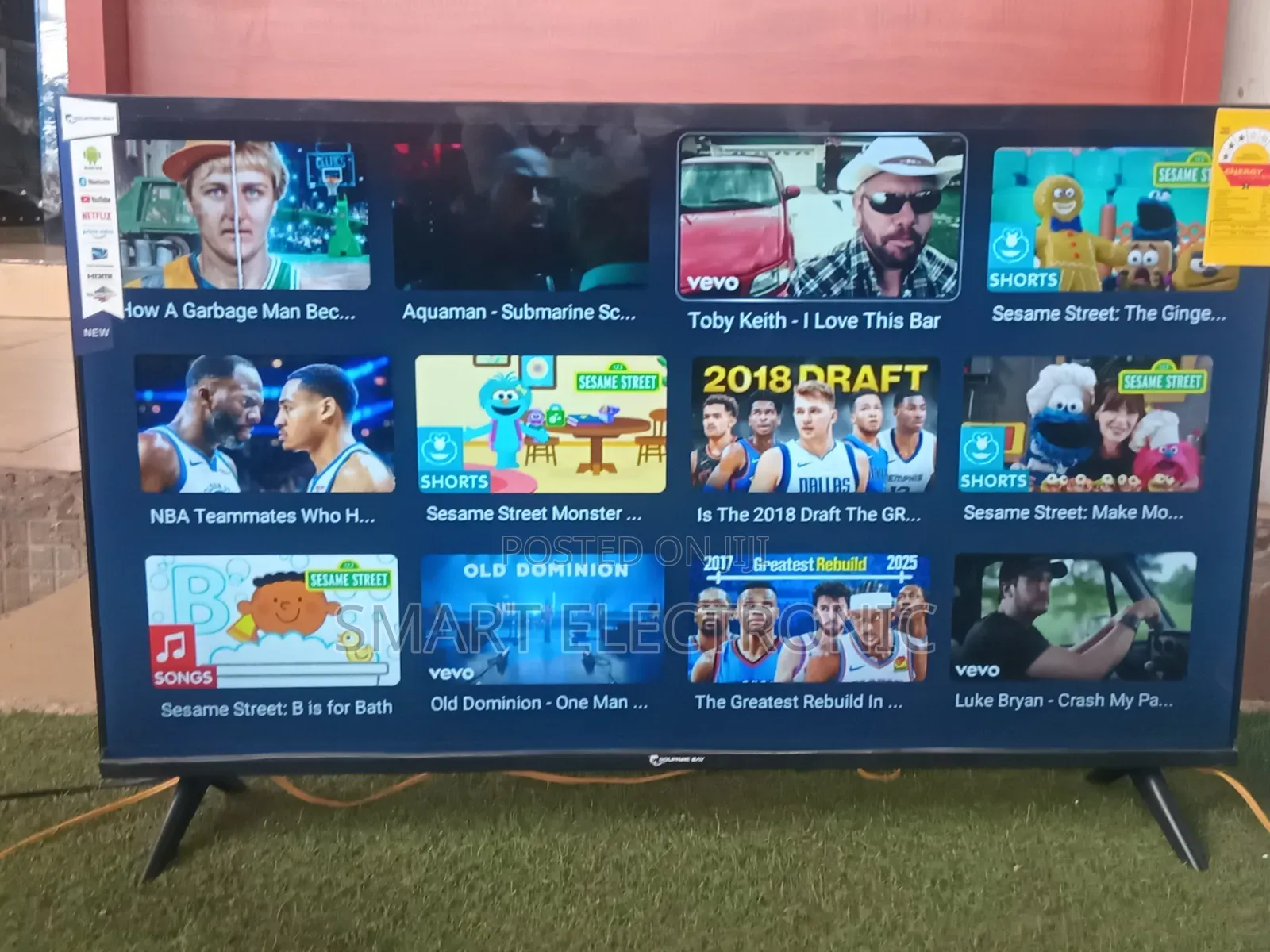 Dolphin Bay 43Inch Full HD Smart TV Modern Screen for Movies, Gaming