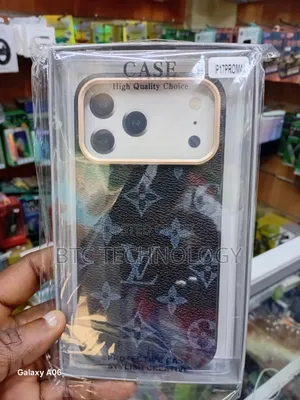iPhone 17 Promax Versace Style 