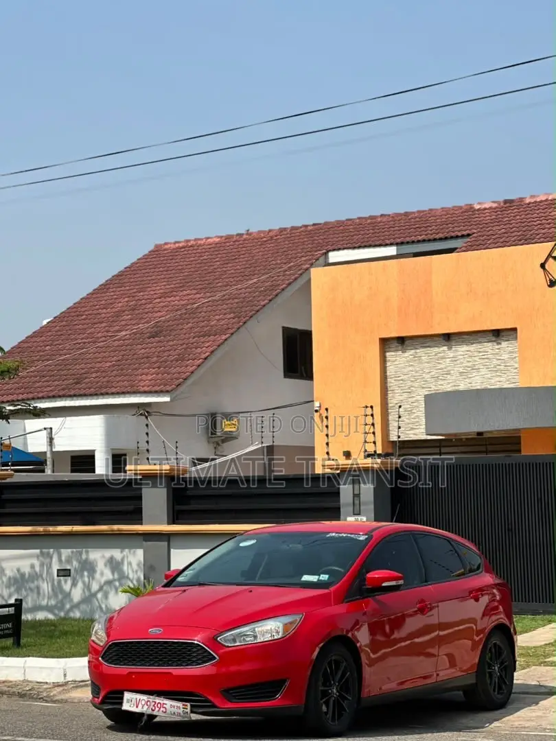 Ford Focus 2017 Red