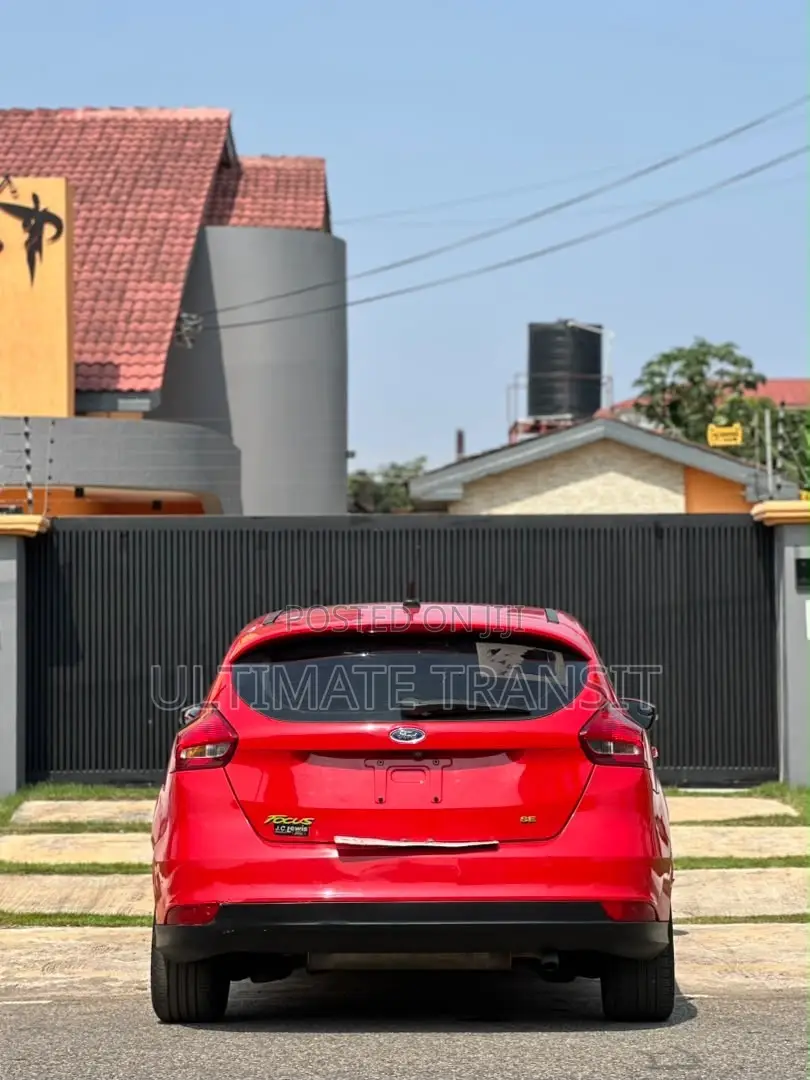 Ford Focus 2017 Red