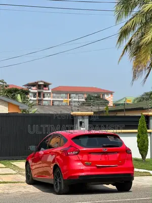 Ford Focus 2017 Red