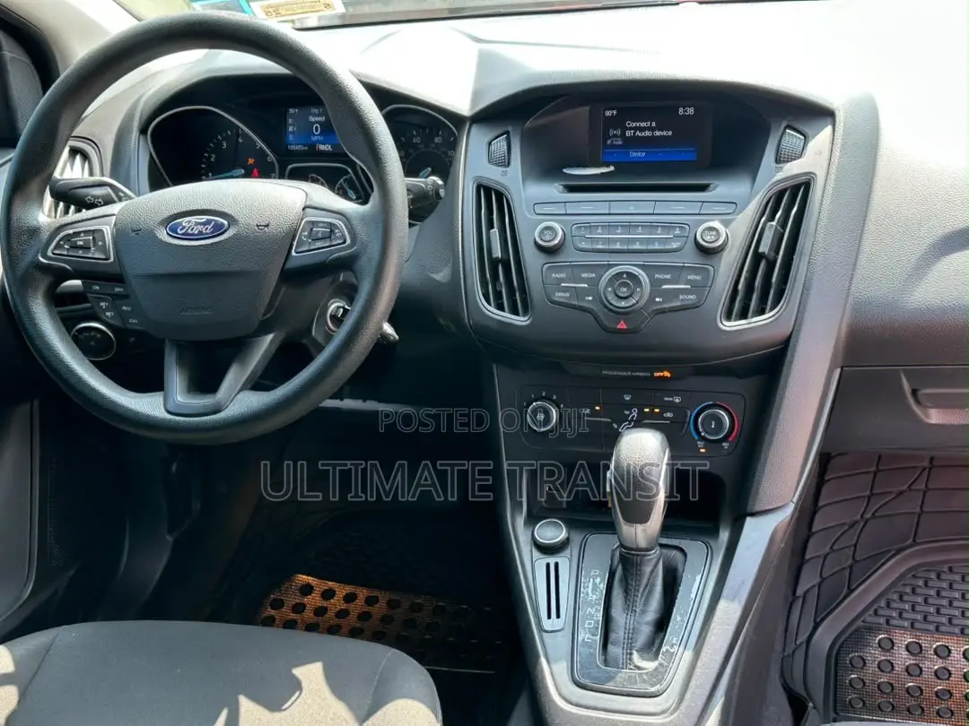 Ford Focus 2017 Red
