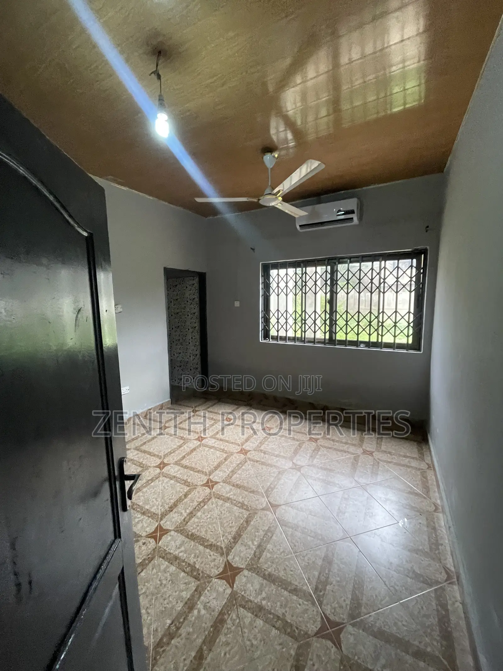 Mini Flat in Zenith Realty, Bortiano for rent