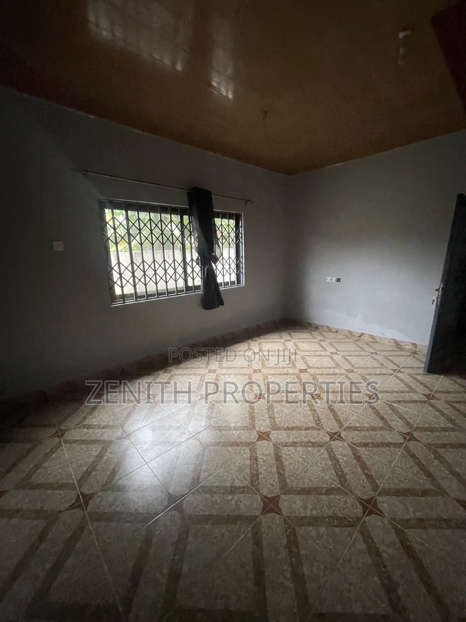 Mini Flat in Zenith Realty, Bortiano for rent