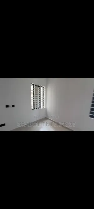 Furnished 4bdrm House in Boundary Road Area for sale