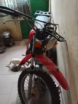 Yamaha 2011 Red