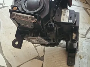 Jeep Grand Cherokee Headlight 2018 Driver Side Charger Type