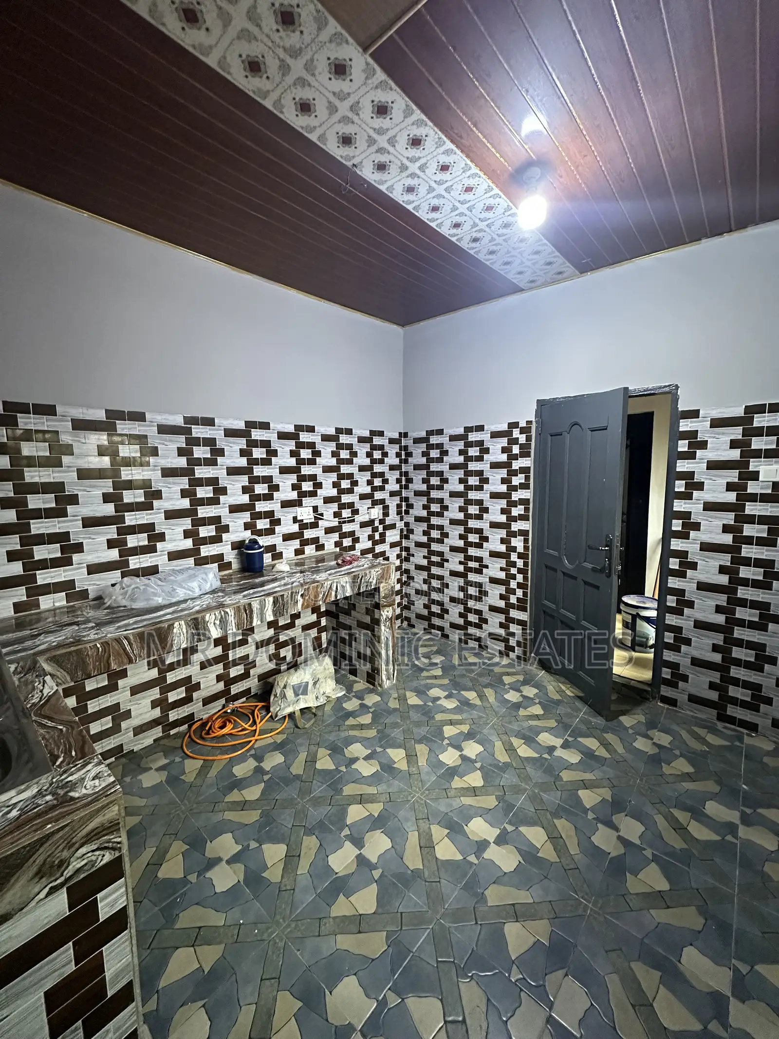 Mini Flat in Mr Dominic Estates, Bortiano for rent