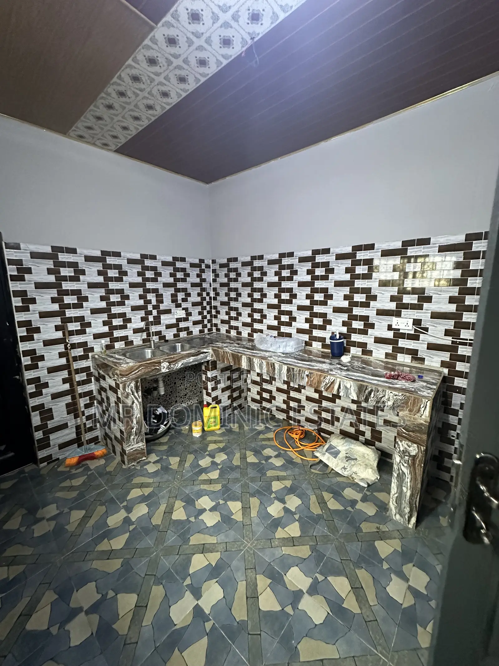 Mini Flat in Mr Dominic Estates, Bortiano for rent