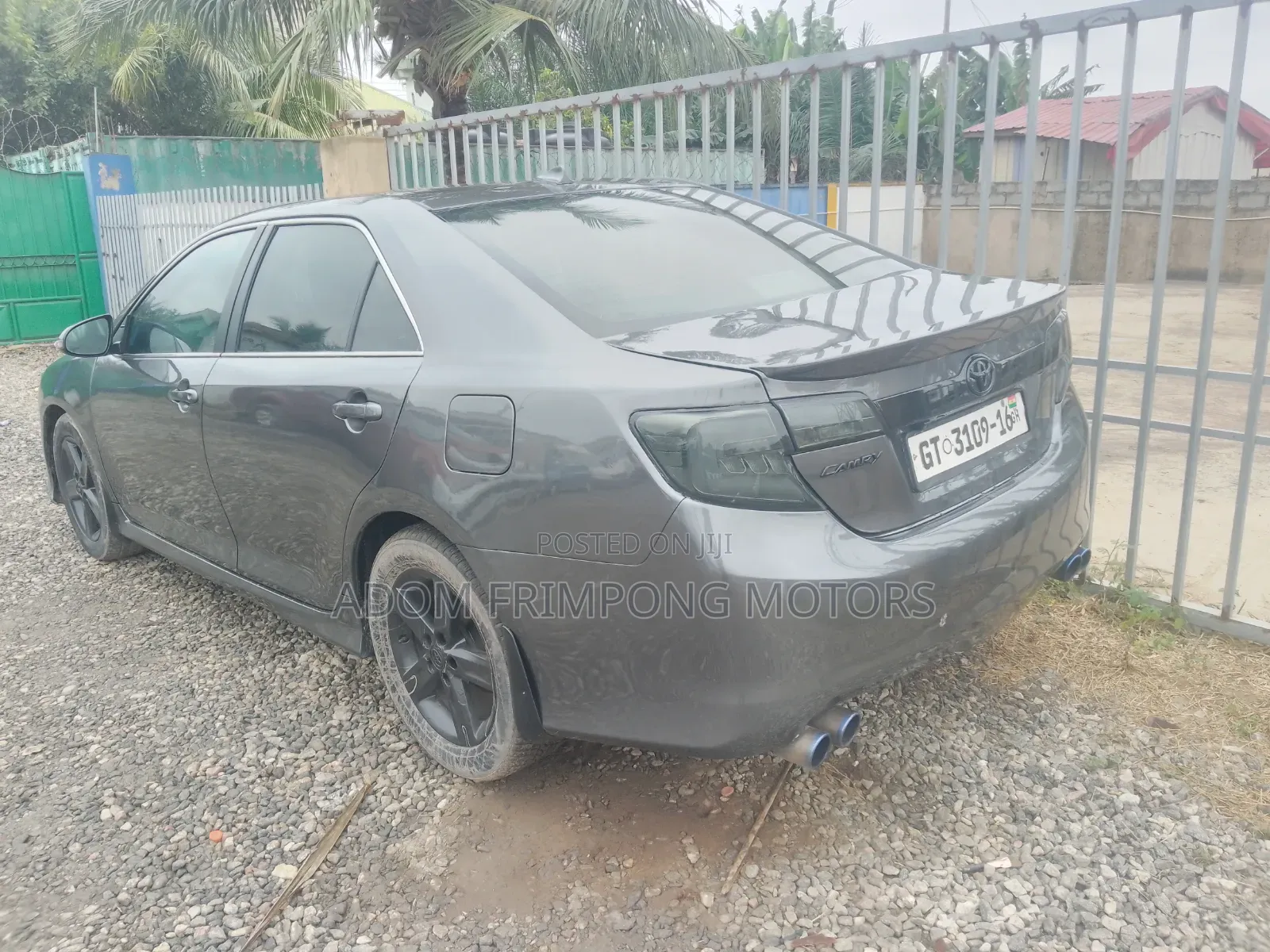 Toyota Camry 2012 Gray