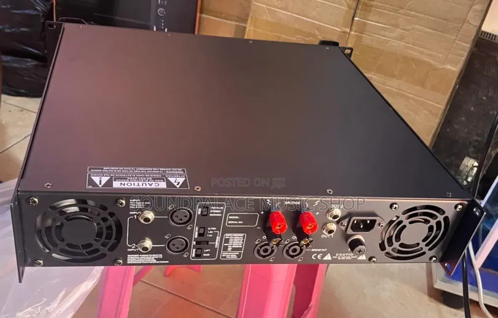 Max MX4000 Professional Power Amplifier