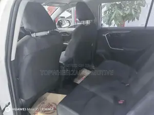 Toyota RAV4 2020 White