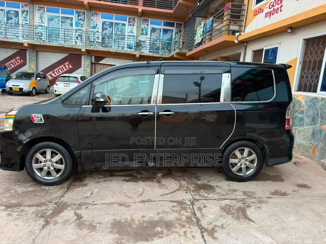 Toyota Voxy 2013 Black