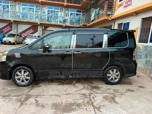 Toyota Voxy 2013 Black