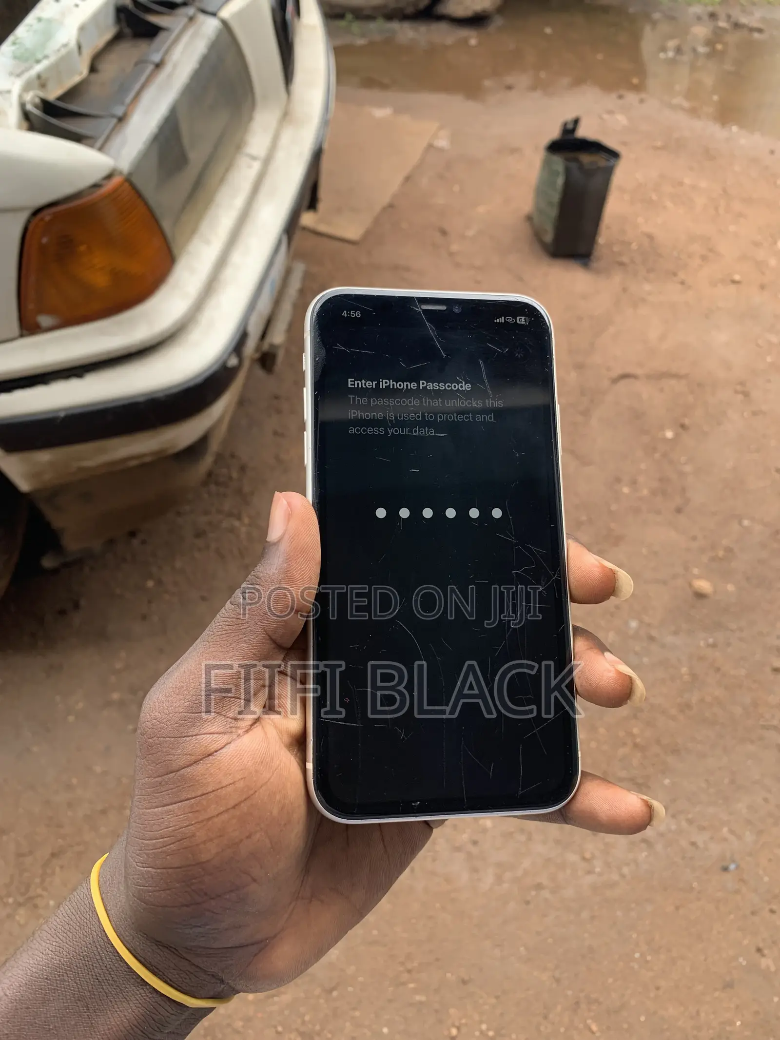 Apple iPhone 11 64 GB White