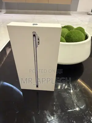New Apple iPhone Air 1 TB Blue