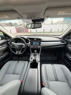 Honda Civic Touring Sedan 2018