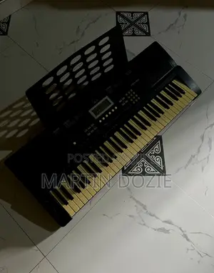 GLS PSR-450 Keyboard