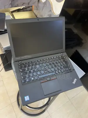 Laptop Lenovo ThinkPad X260 8GB Intel Core i7 SSD 256GB