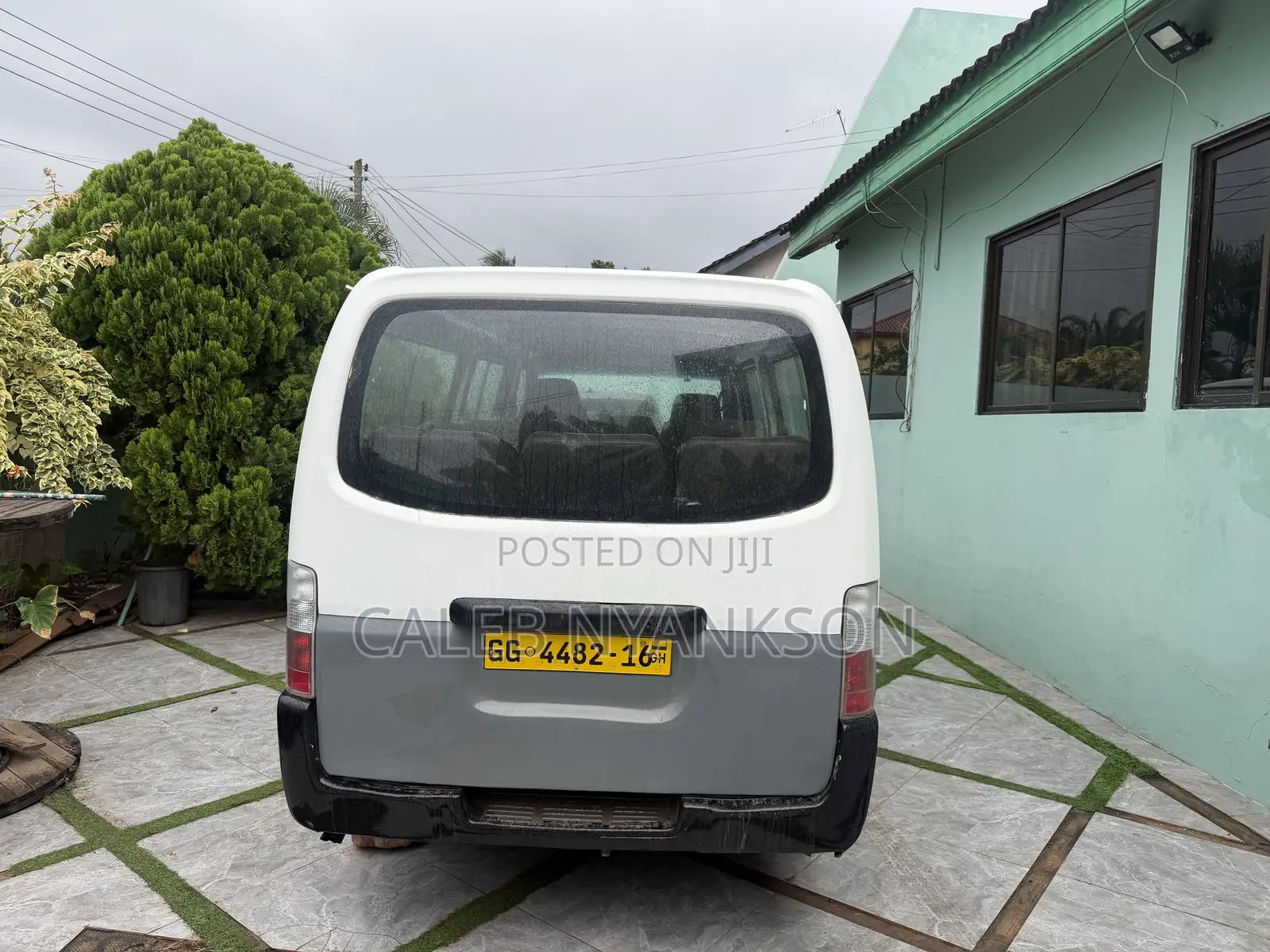 Nissan Caravan (Urvan) 2006 White