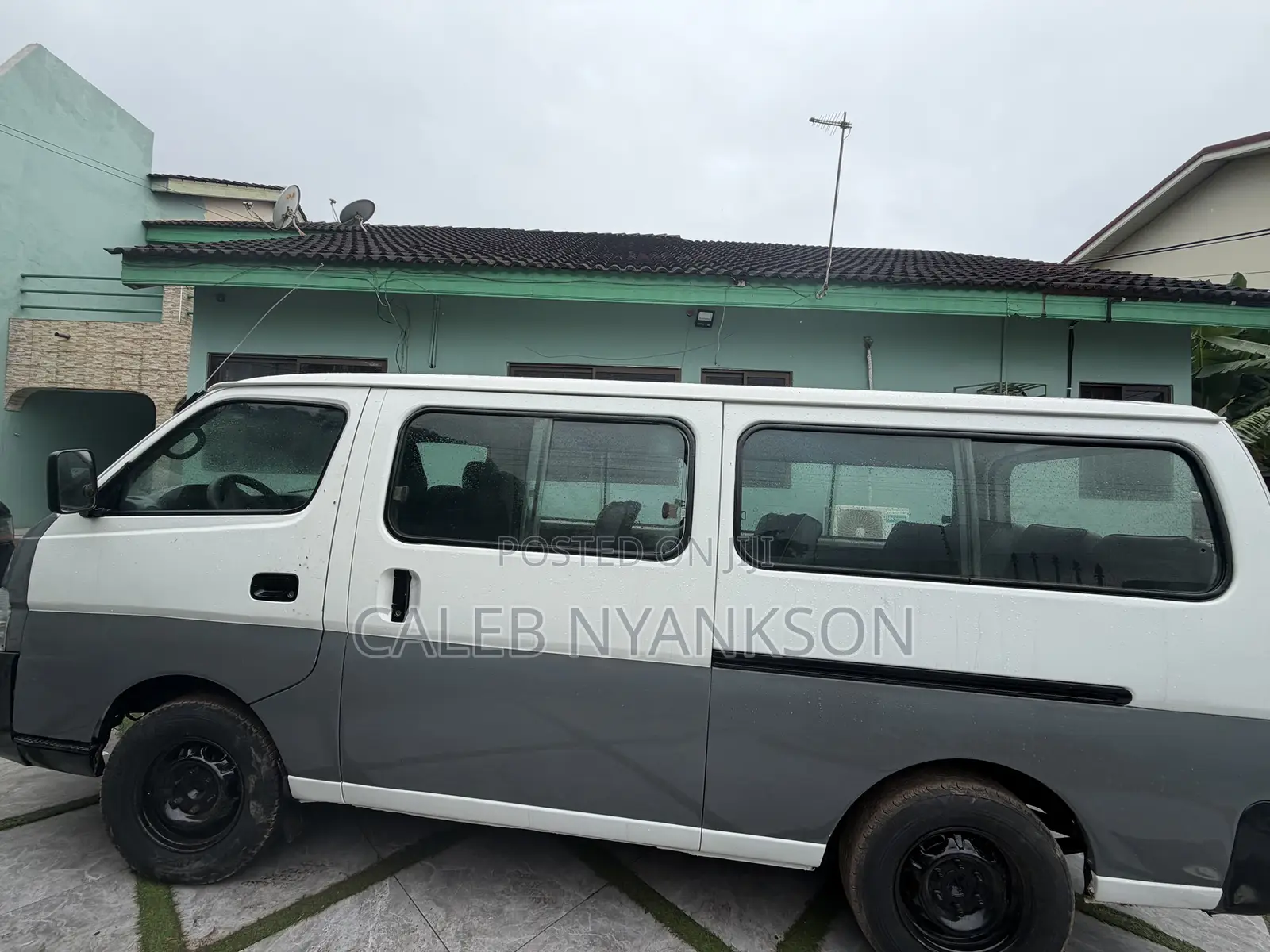 Nissan Caravan (Urvan) 2006 White