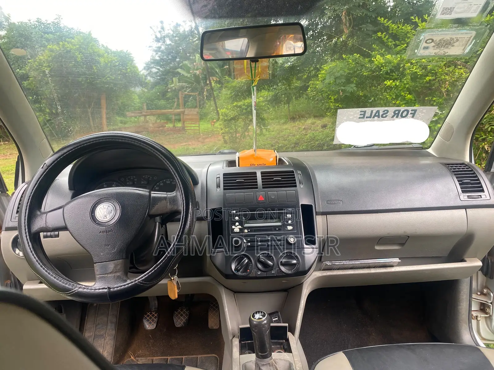 Volkswagen Polo 2009 Gray