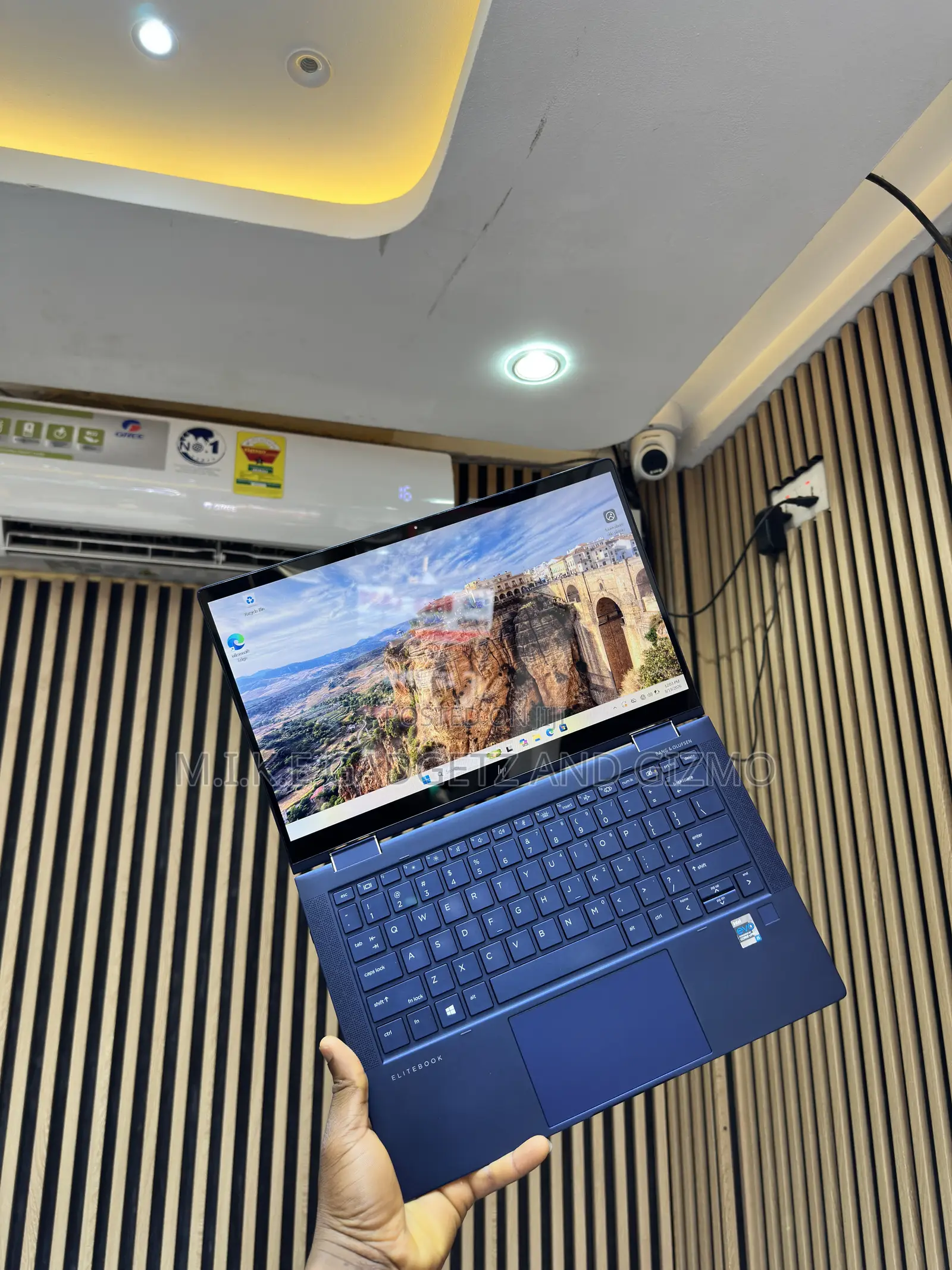 Laptop HP Dragonfly G2 16GB Intel Core i5 SSD 512GB