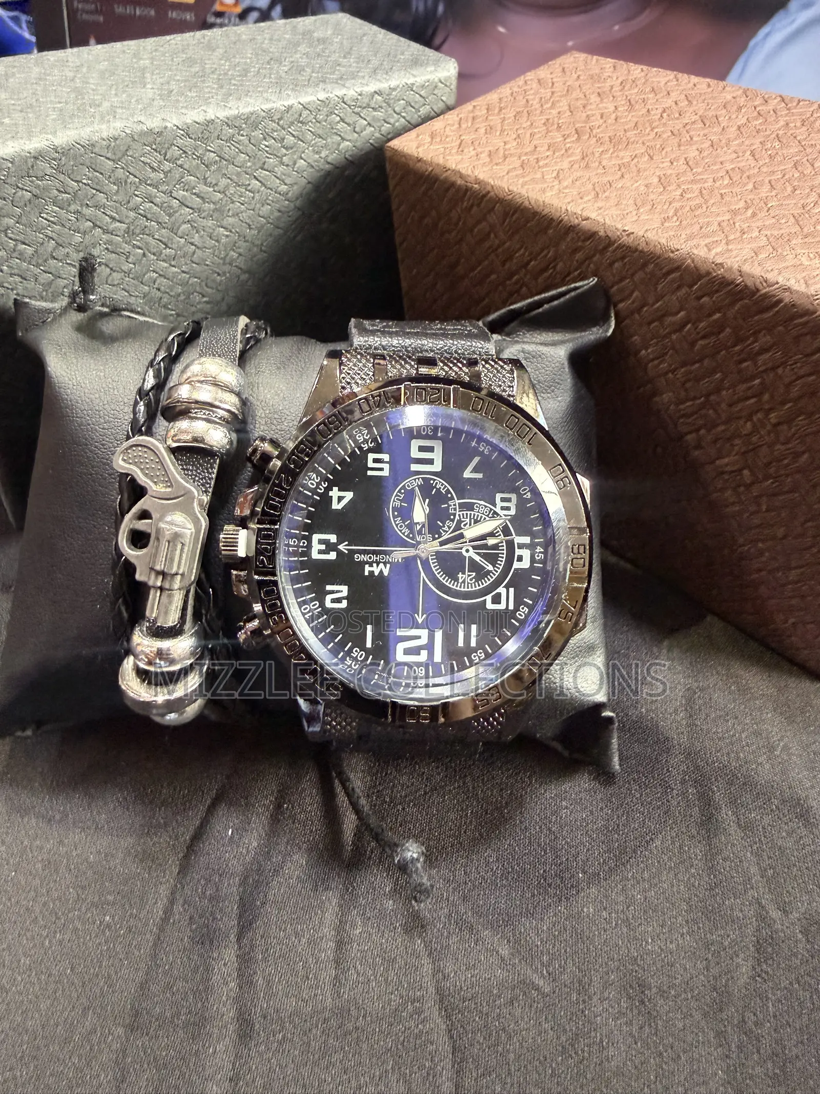 Quality Gift Set Boxed Watch and Bracelet for Men