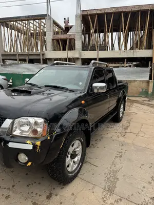 Nissan Hardbody 2018 Black