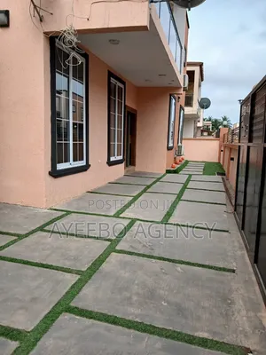6bdrm Bungalow in Jl Estate, Manet Junction for rent