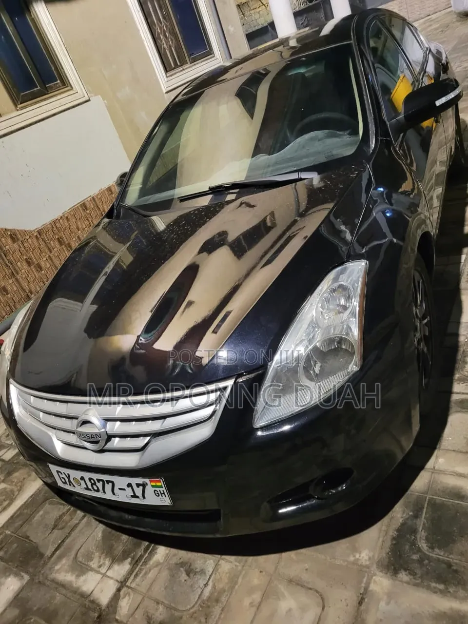 Nissan Altima 2010 Black