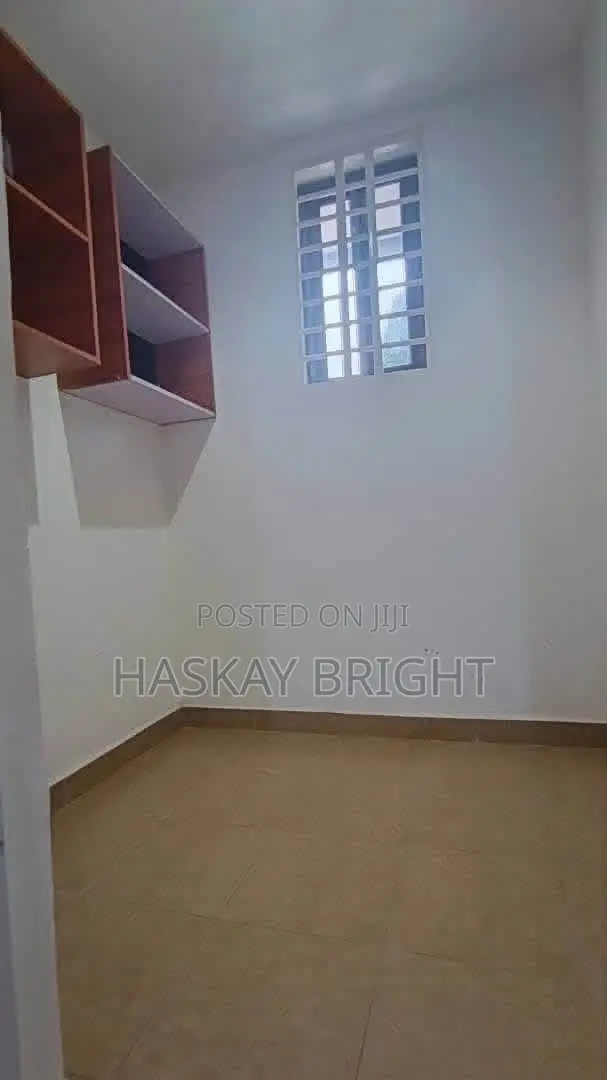 3bdrm House in Adenta for rent
