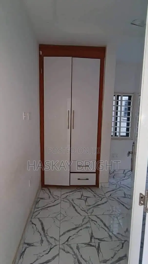 3bdrm House in Adenta for rent