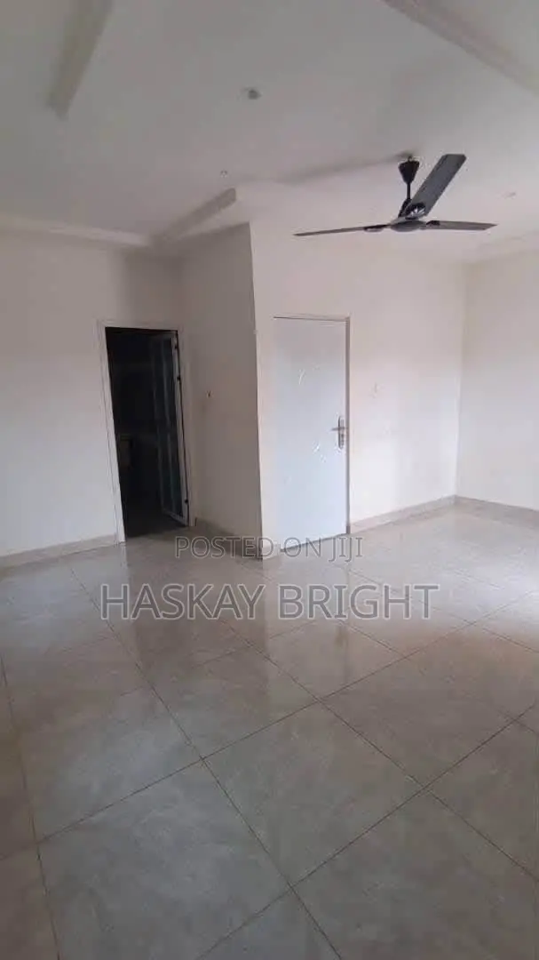 3bdrm House in Adenta for rent