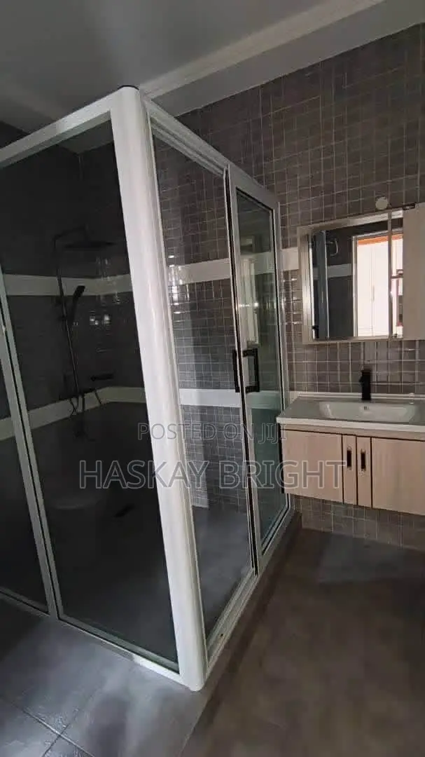 3bdrm House in Adenta for rent