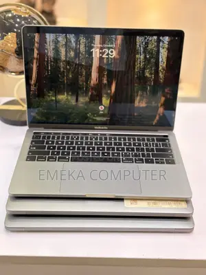 Laptop Apple MacBook Pro 2017 8GB Intel Core i5 SSD 256GB