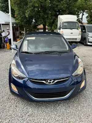 Hyundai Avante 2013 Blue