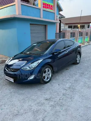 Hyundai Avante 2013 Blue