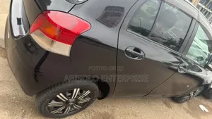 Toyota Vitz 2010 Black