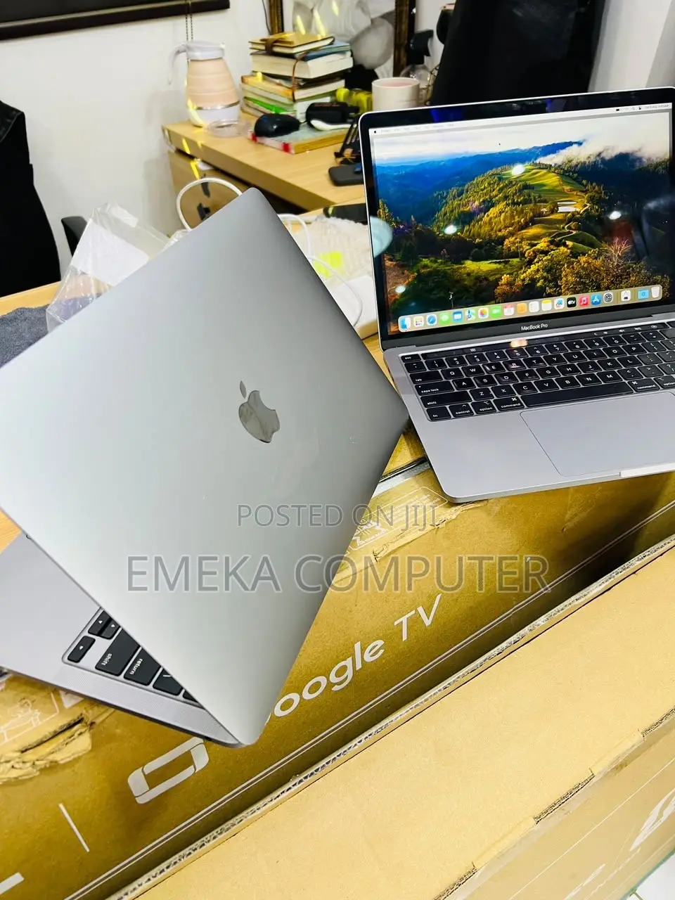 Laptop Apple MacBook Pro 2020 8GB Intel Core i5 SSD 256GB