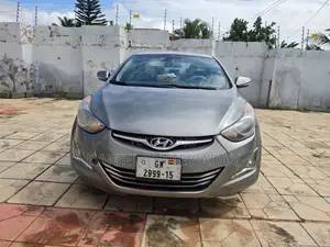 Hyundai Elantra Limited Sedan FWD (1.8L 4cyl 6A) 2013 Brown