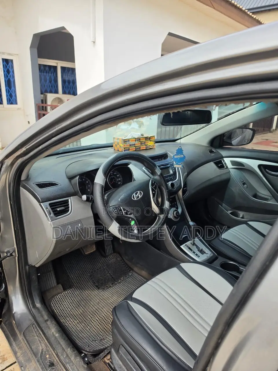 Hyundai Elantra Limited Sedan FWD (1.8L 4cyl 6A) 2013 Brown
