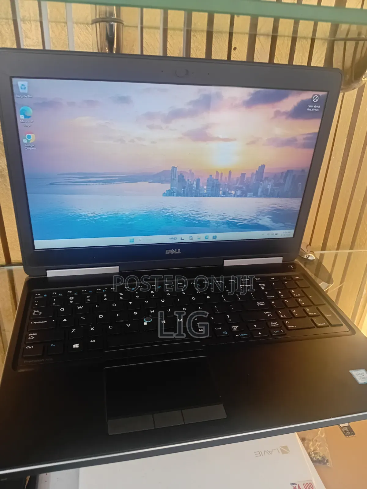 Laptop Dell Precision 7520 32GB Intel Core i7 SSHD (Hybrid) 256GB