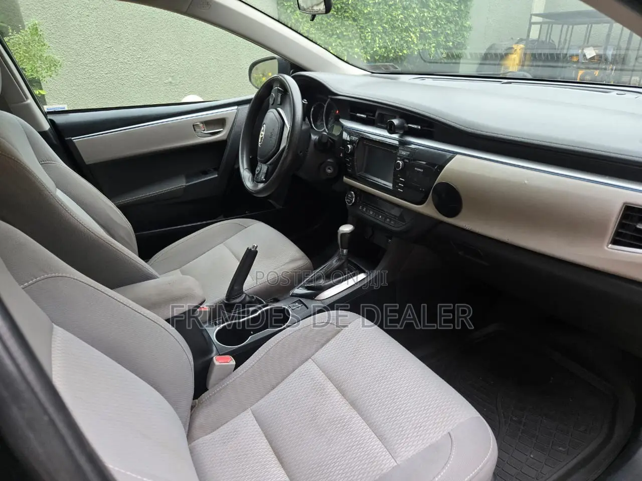 Toyota Corolla 2016 Black