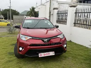 Toyota RAV4 LE AWD (2.5L 4cyl 6A) 2017 Red